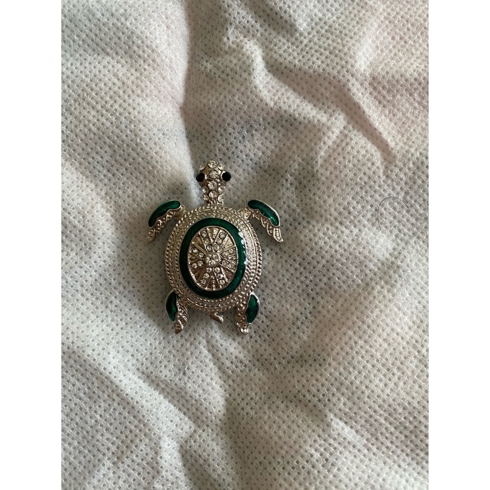 SEA TURTLE BROOCH